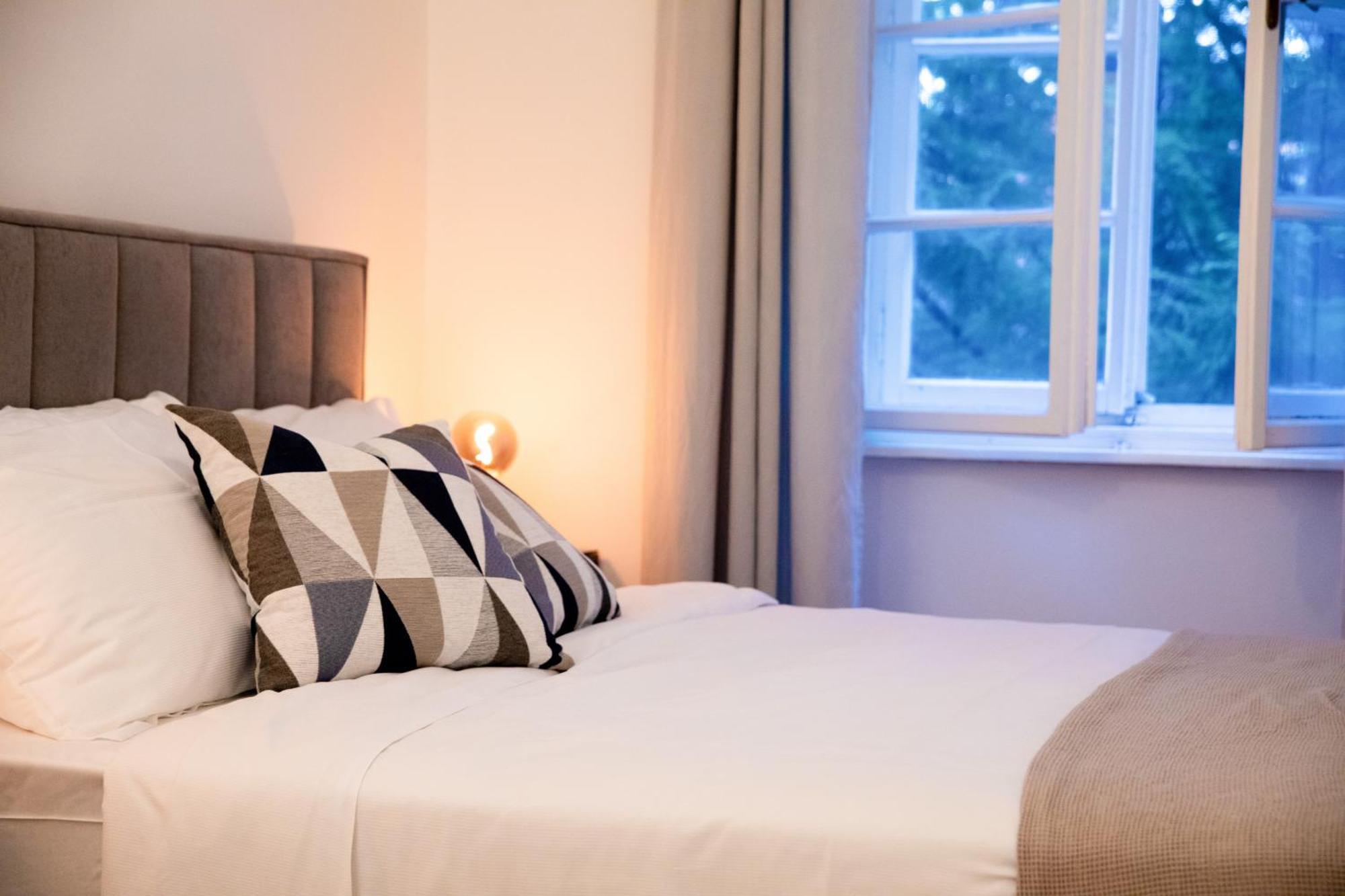Cosy Castle Flat In Center - Free Parking Apartment Laibach